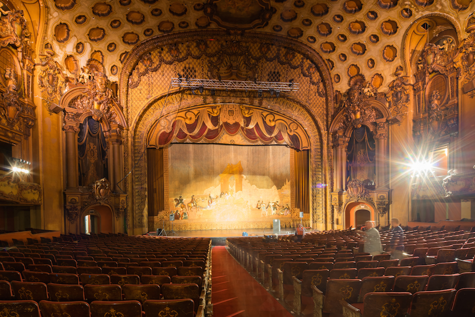 Los Angeles Theatre