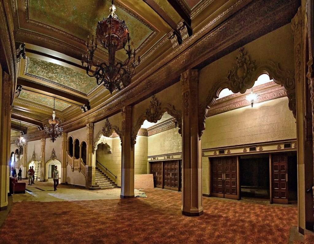 Lobby photo by Wendell Benedetti