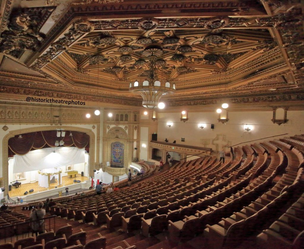 State Theatre
Updated: August 2018
The theatre has been vacant after Cathedral Of Faith (Catedral de la Fe), long term tenants, moved out in early 2018.  LAHTF is working with the owners of the State Theatre to find a theatrical tenant for the theatre
For more info click here.